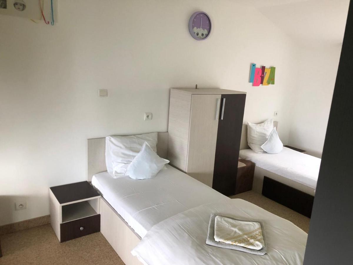 Hotel Casa Doma Orszowa Zewnętrze zdjęcie