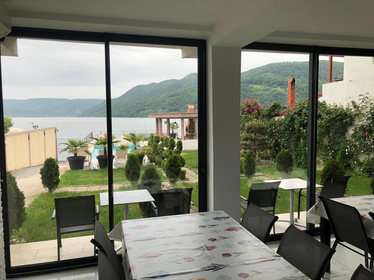 Hotel Casa Doma Orszowa Zewnętrze zdjęcie