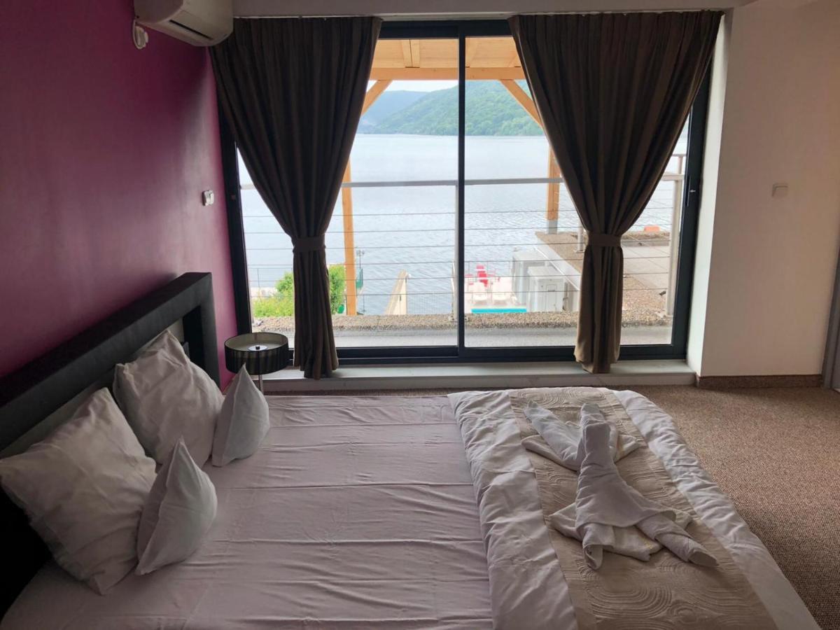 Hotel Casa Doma Orszowa Zewnętrze zdjęcie
