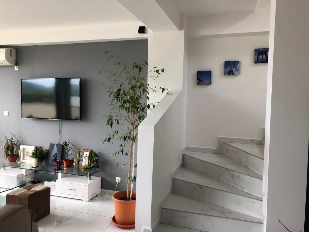 Hotel Casa Doma Orszowa Zewnętrze zdjęcie