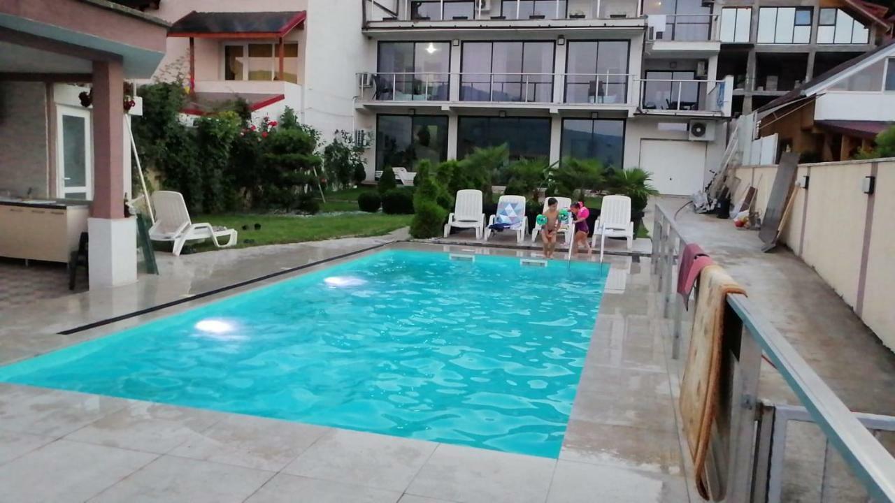 Hotel Casa Doma Orszowa Zewnętrze zdjęcie